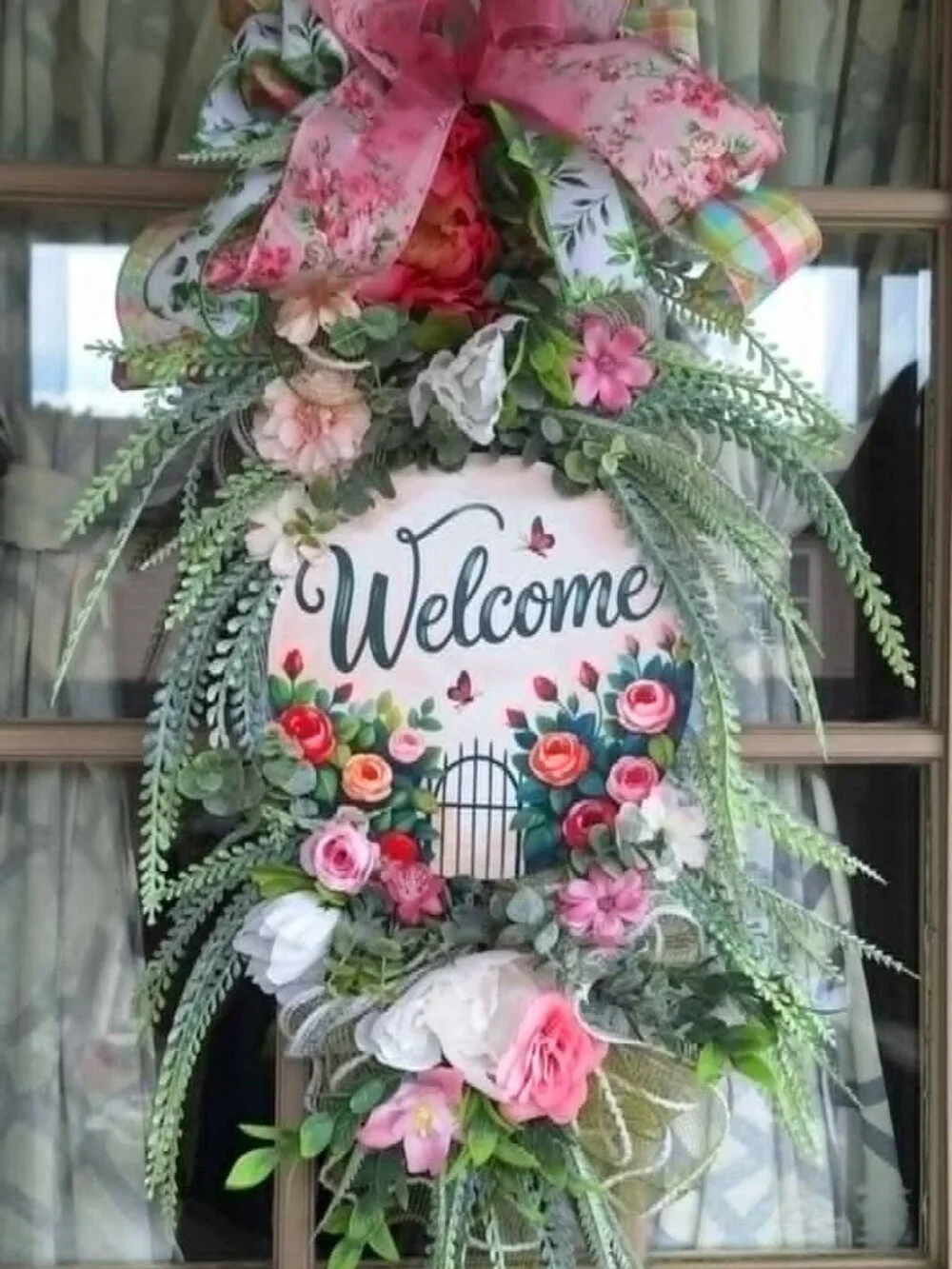Handmade 31 inch swag wreath